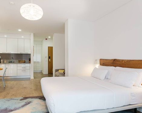 You And The Sea Ericeira Hotel And Apartments