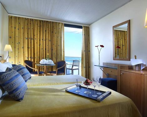 Kriti Beach Hotel