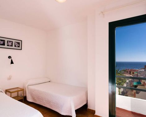Los Rosales Apartamentos