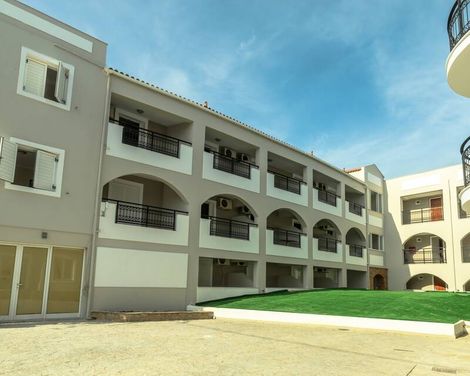 Karras Hotel-2