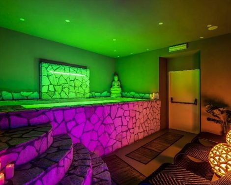 Hotel 87 Eighty-seven