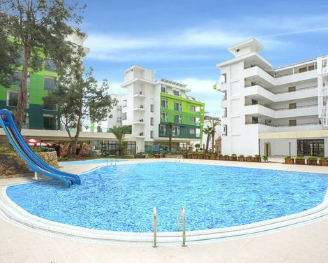 Green Life Hotel