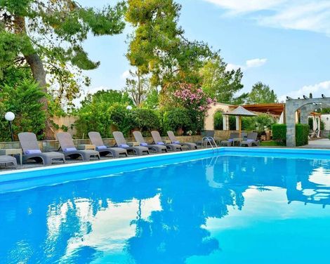 Stefania Beach Resort