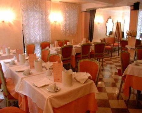 Hotel Pantalon
