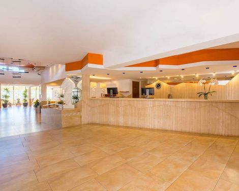 Cala San Miguel Hotel Ibiza, Curio Collection by Hilton inkl. Mietwagen