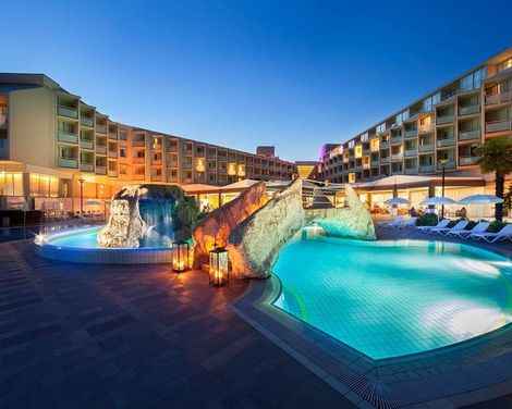 Aminess Vival Maestral Hotel