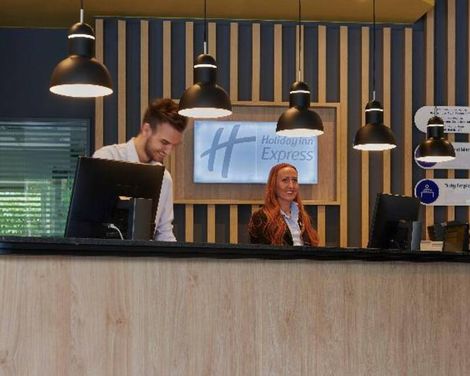 Holiday Inn Express Köln - Mühlheim
