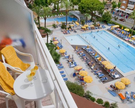Hotel GHT Oasis Park & Spa