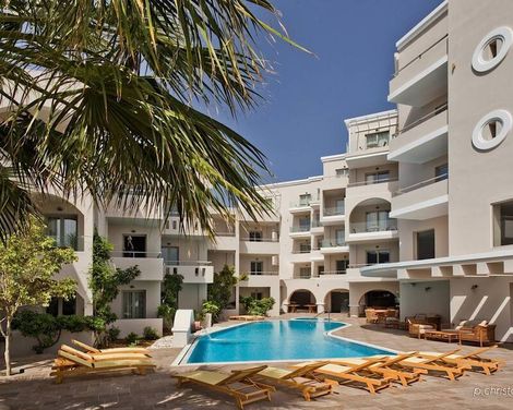 Parasol Luxury Hotel & Suites 