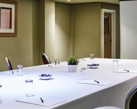 Mercure Newbury West Grange-3