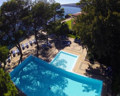 Albatroz Beach & Yacht Club
