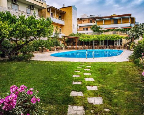 Roxani Hotel