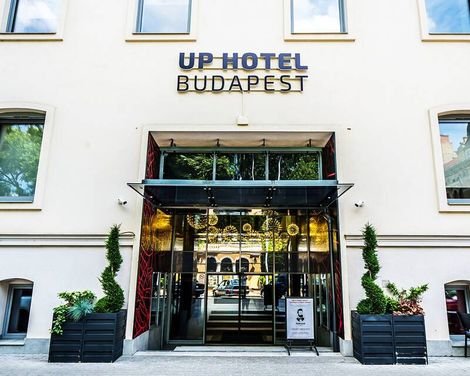 Up Hotel Budapest