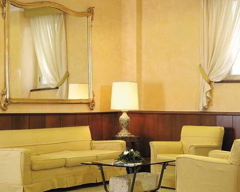 American Hotel