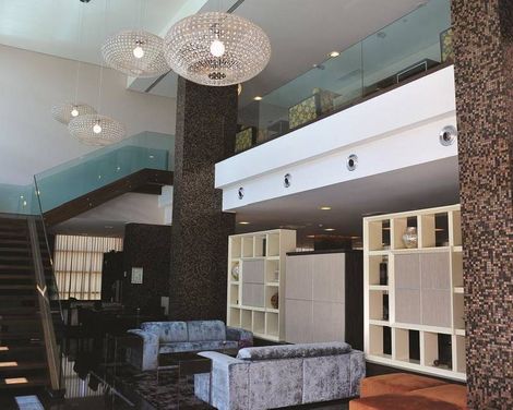 Axis Porto Business & Spa Hotel-1