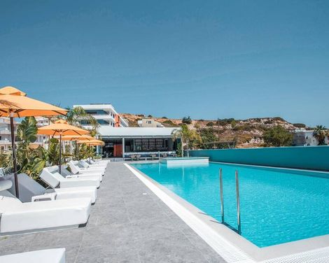 Mazoren Art Hotel