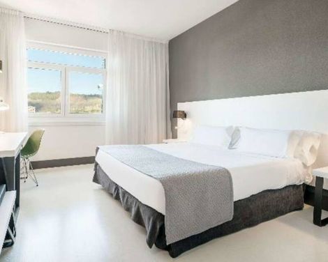 ILUNION Bilbao Hotel-0