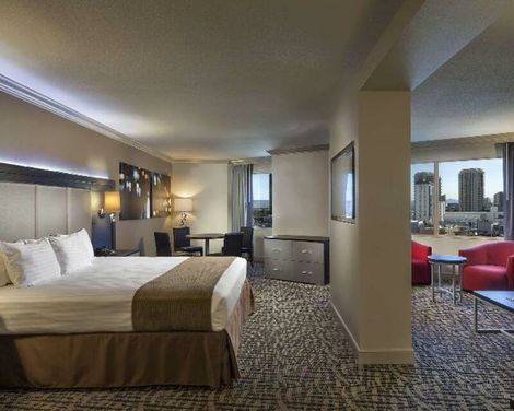 The STRAT Hotel, Casino & Tower