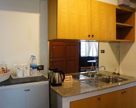 Ratchadamnoen Residence-3