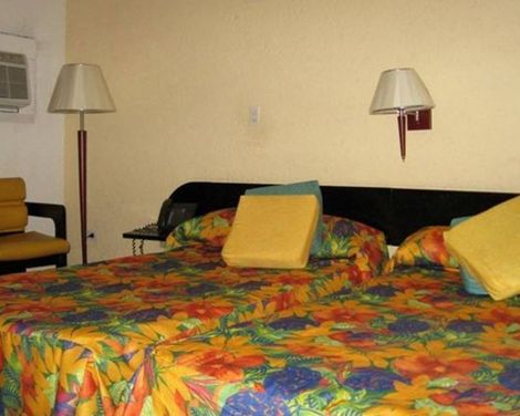 Hotel Club Tropical-2