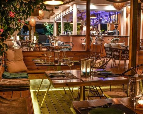 Aeolos Boutique Hotel & Suites-0