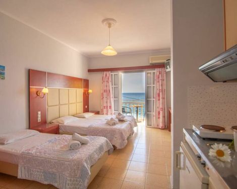 Agoulos Beach Hotel