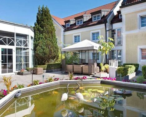 TRYP by Wyndham Munich North-3
