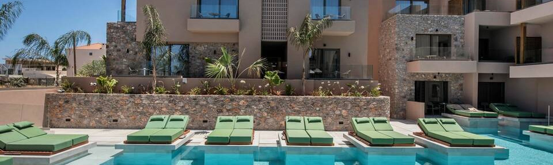 Paralos Venus Suites