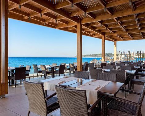Avra Beach Resort Hotel & Bungalows-2