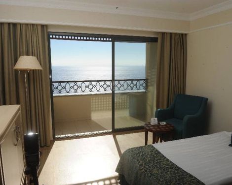 Utopia World Hotel