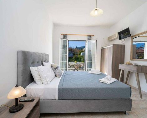 Dimitris Studios