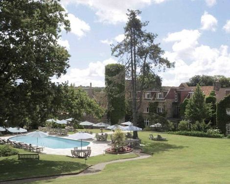 Longueville Manor