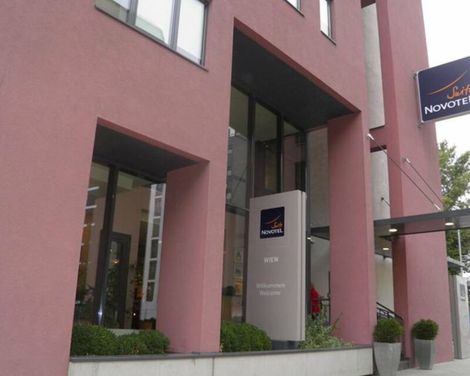 Novotel Suites Wien City Donau-1