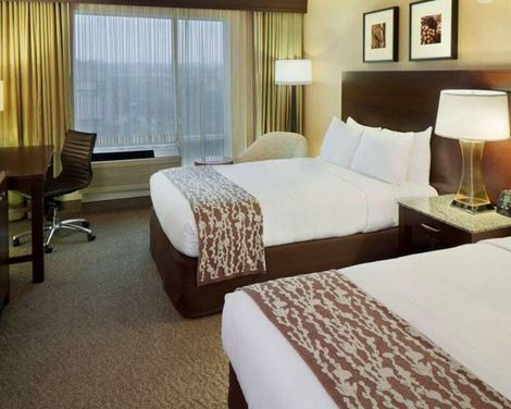 DoubleTree by Hilton Boston Bayside