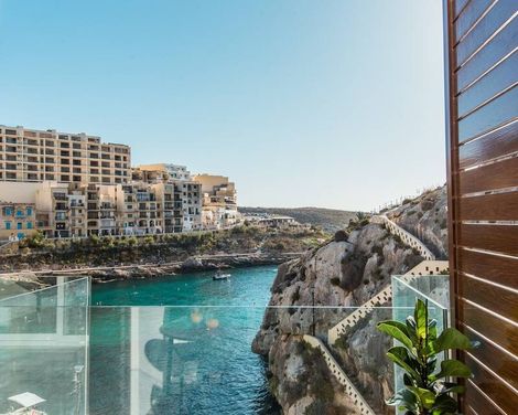 Blu Waters Boutique Hotel