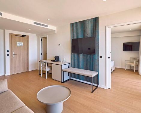 Universal Hotel Romántica