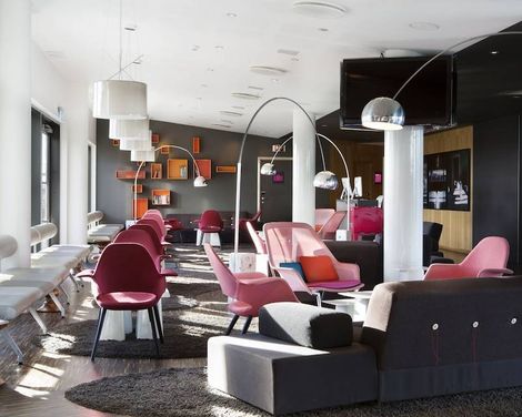 Comfort Hotel Runway-2