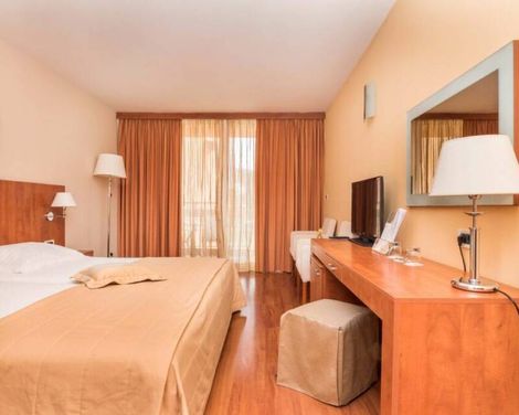 Hotel Umag Plava Laguna-0