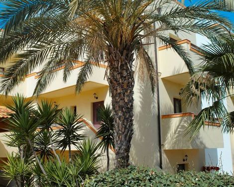 Bella Elena Apartments