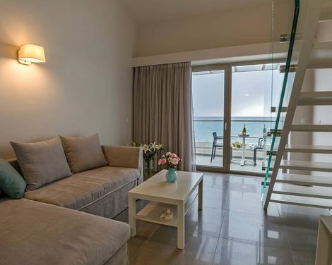 Iperion Beach Hotel