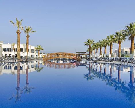 Palm Wings Beach Resort & Spa Kusadasi