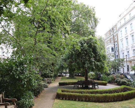 12 London Street Apartments
