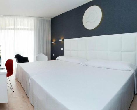 Hotel Evenia Olympic Garden-0