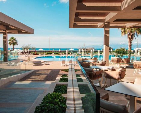 Almyros Beach Resort & Spa