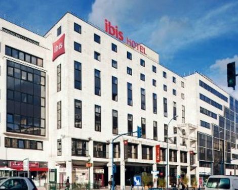 Hôtel ibis Paris Pantin Église-1