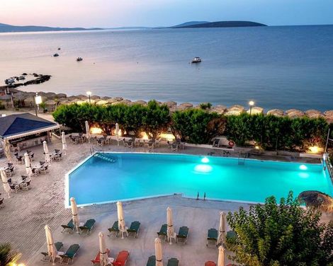 The Grove Seaside Hotel