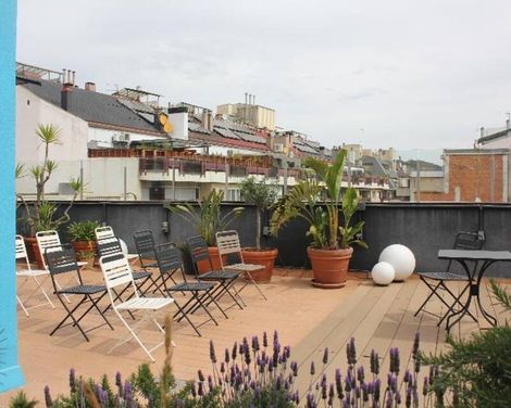 Pol & Grace Hotel