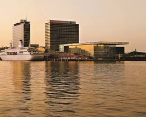 Mövenpick Hotel Amsterdam City Centre-3