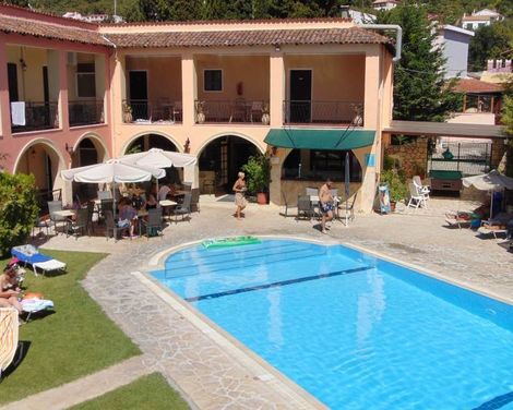 Annaliza Aparthotel