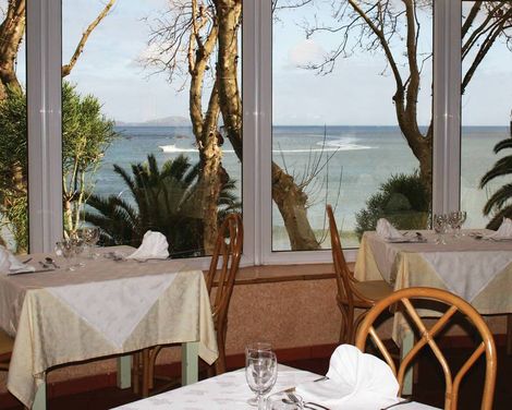 Baía Madeira Hotel